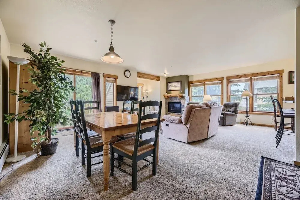 2652 Tenderfoot Lodge 3 Bedroom Condo by RedAwning