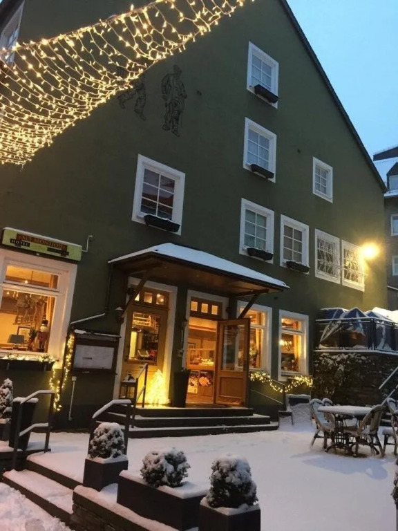 Hotel Alt Montjoie