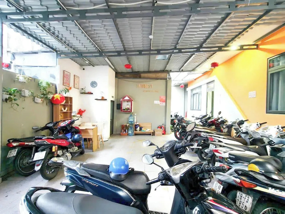 Urbanest Serviced Apartment - Near Airport