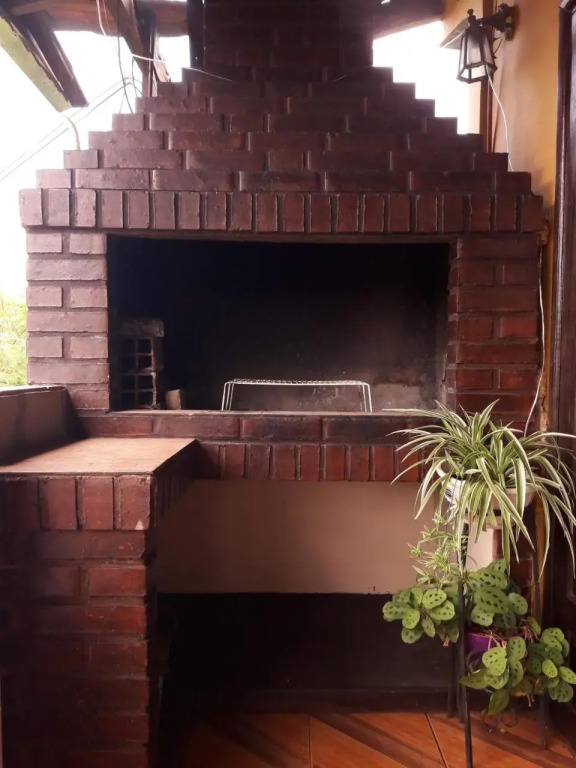 Damaris Hostel
