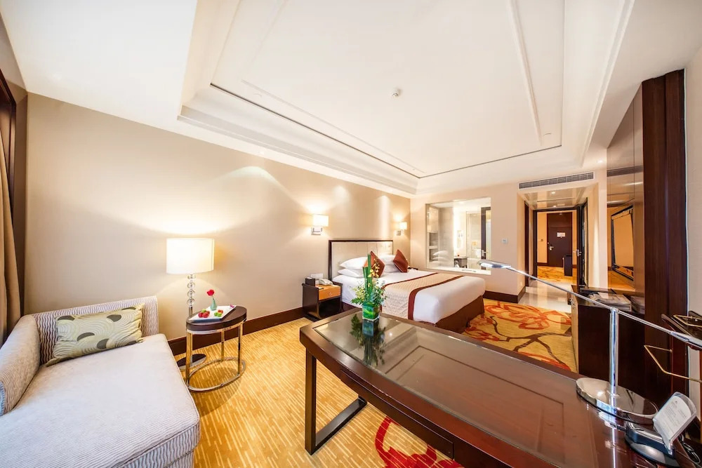 New Yallan Hotel Deqing