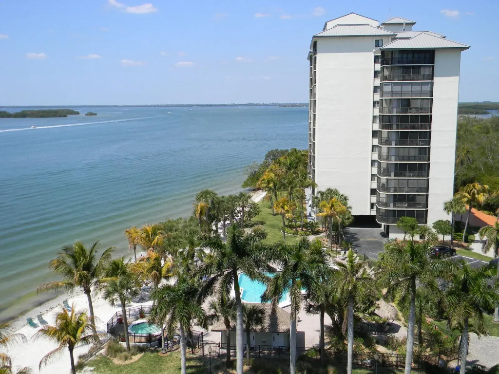 Resort Harbour Properties