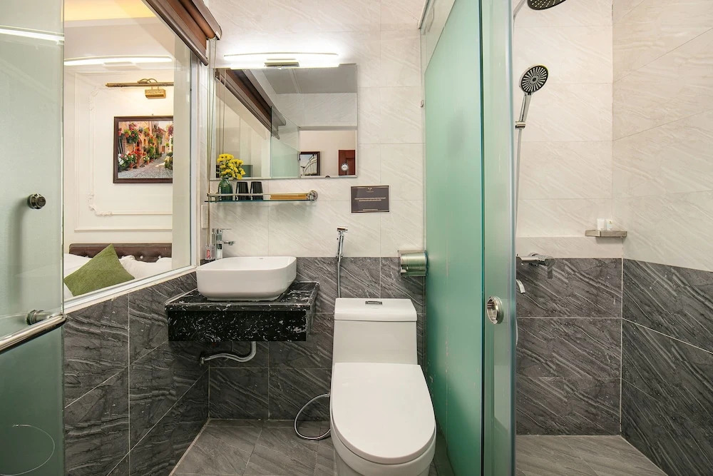 Tunger Premium Hotel & Travel