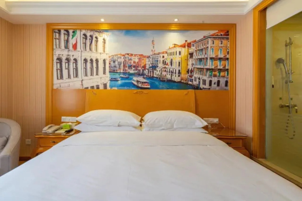 Vienna Hotel SH Pudong Little Shanghai Street