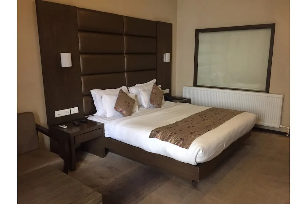 Capital O 9508 Hotel Pine Spring