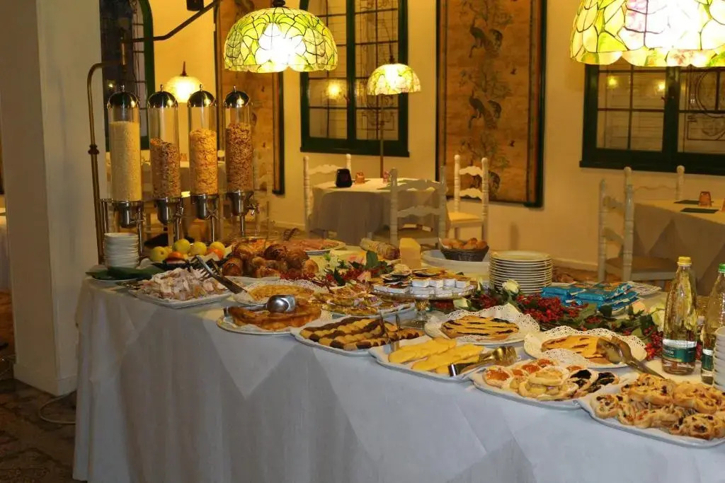 Hotel Le Cardinal