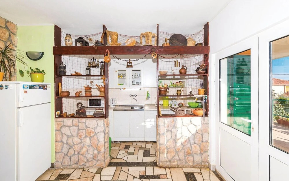 Nice Apartment in Seget Vranjica With 2 Bedrooms and Wifi