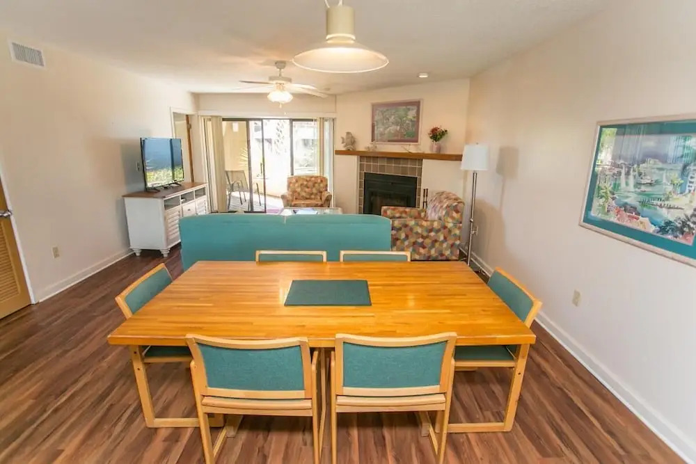Hibiscus E204 Free Activities, Oceanfront, Wifi, 3 Pools