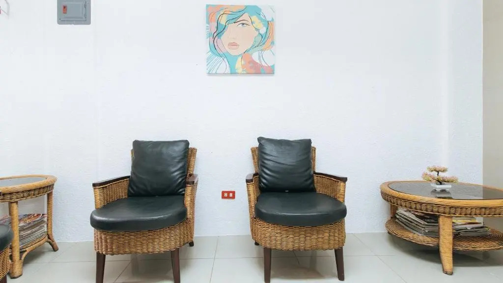 RedDoorz Plus near Tambo Paranaque