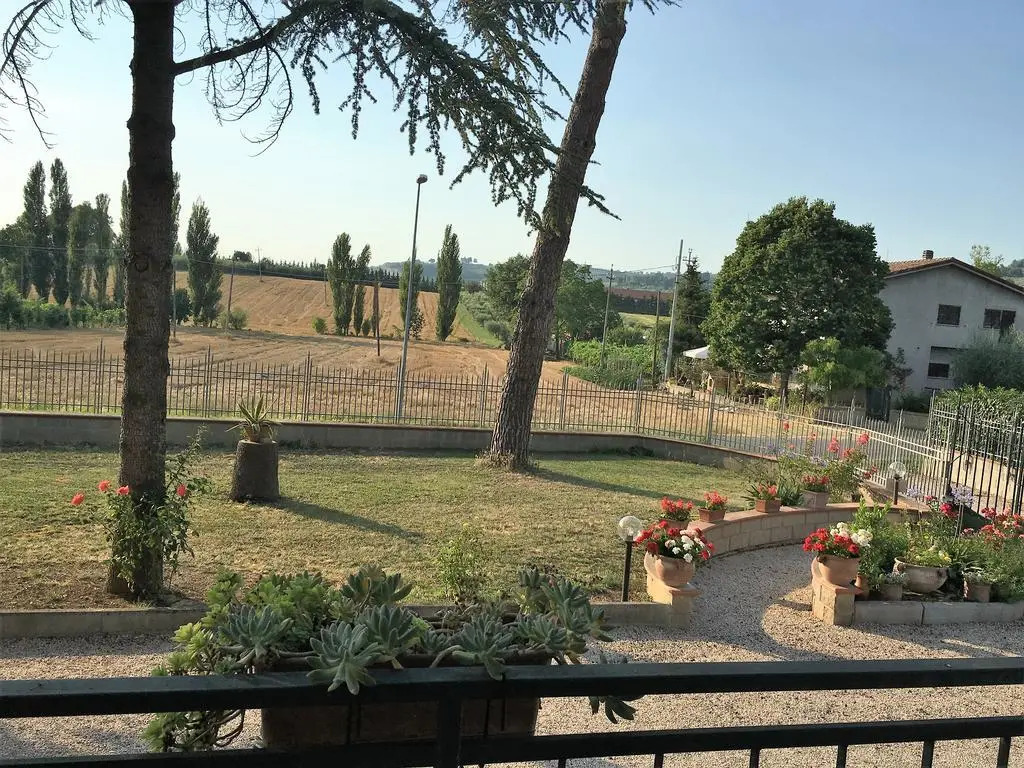 La Finestra su Assisi