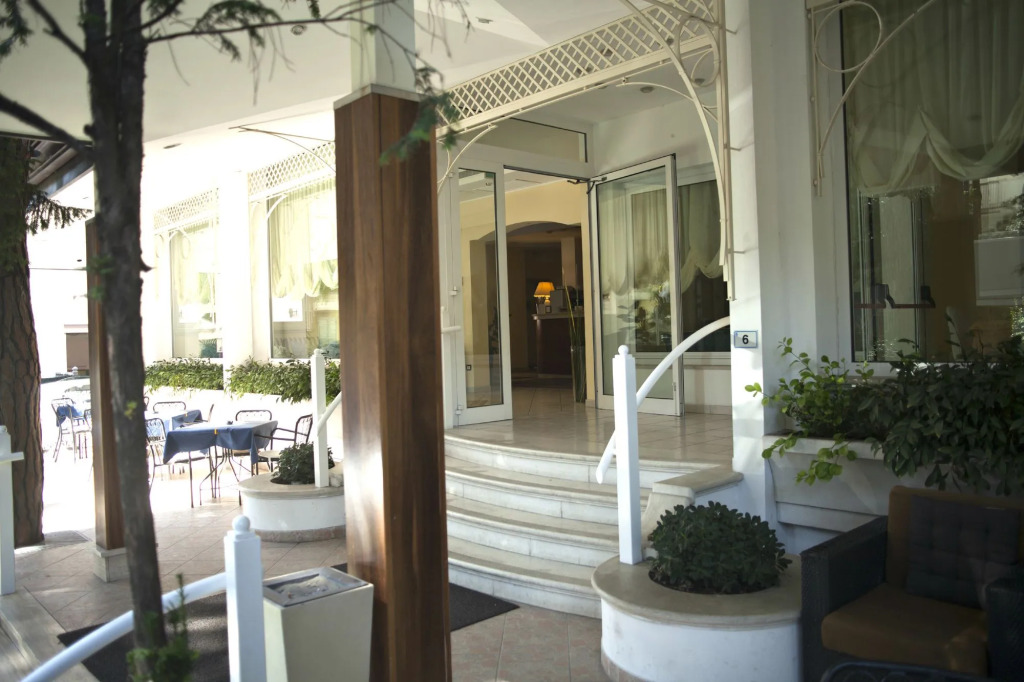 Hotel Cannes - in pieno centro