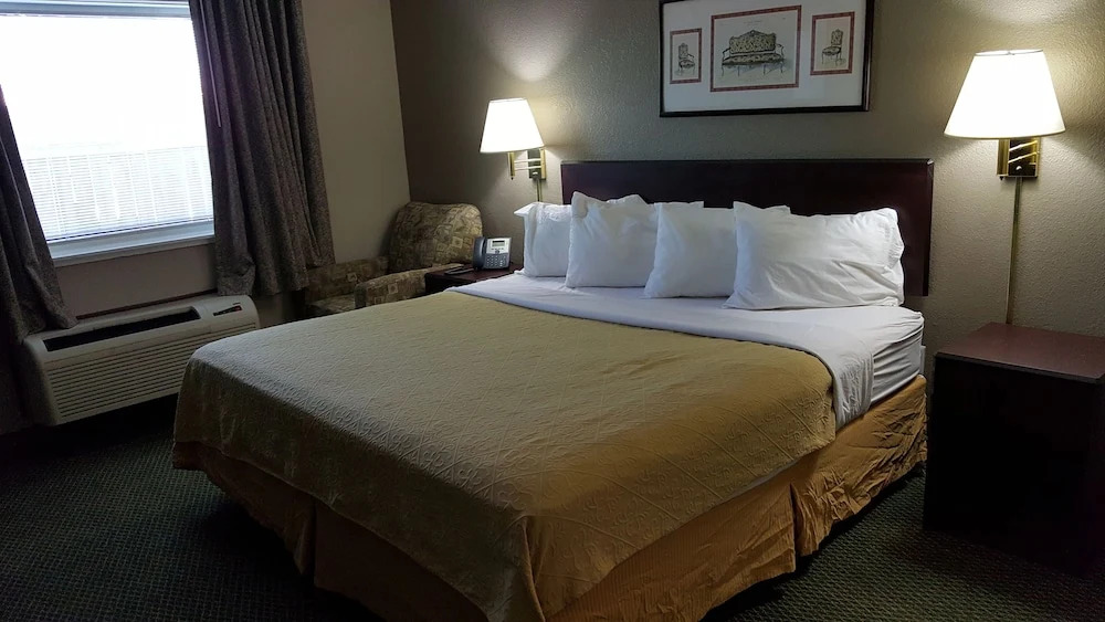 Fairbridge Inn Express
