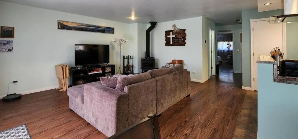 Trinity Escapes - Two Bedroom two bathroom full Apartment near airport