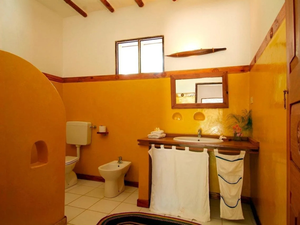 Hakuna Majiwe Beach Resort