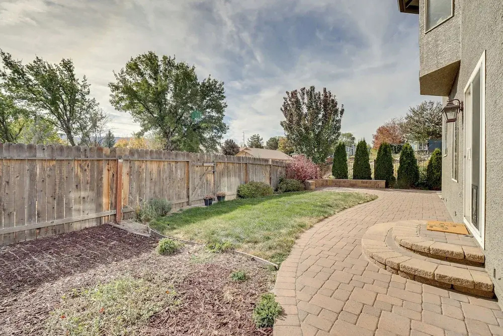 4 Mi to Downtown Reno: Family Retreat w/ Fireplace