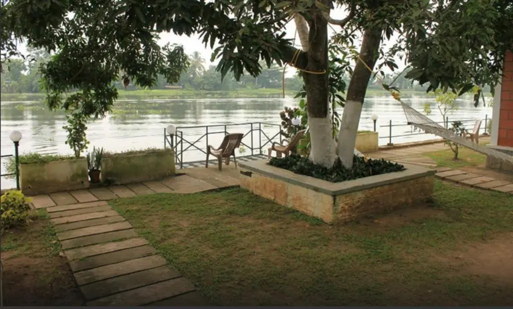 Riverine Resort