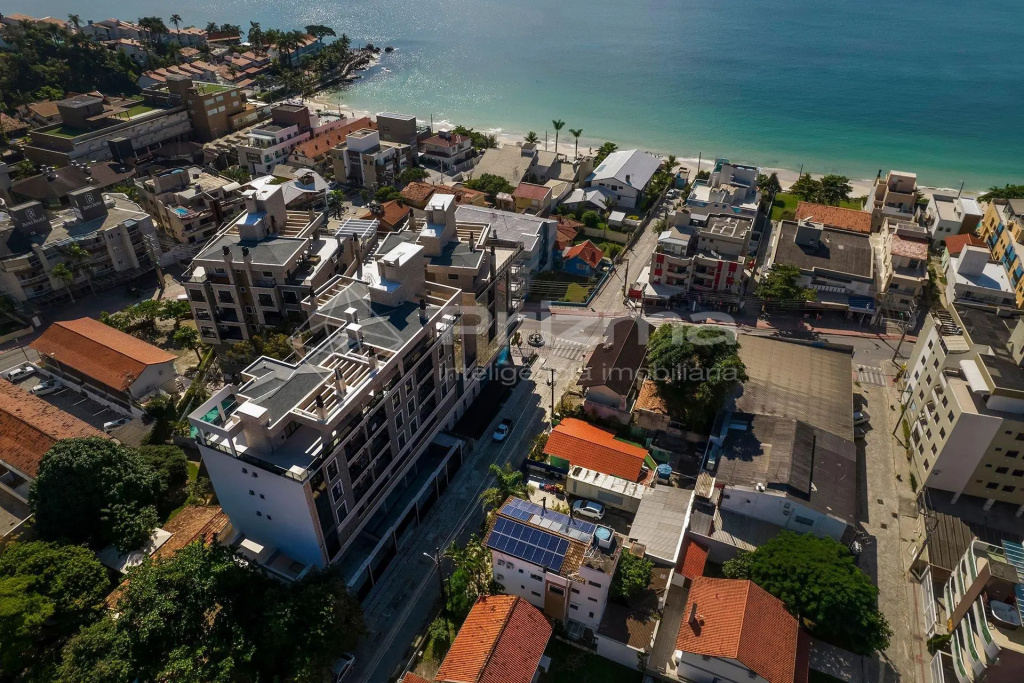 302 Bl 01 - WaldGarten Bombinhas - 50 m do Mar e Frente Avenida - Condomínio de Alto Padrão - Piscina - Academia - Salão de jogos