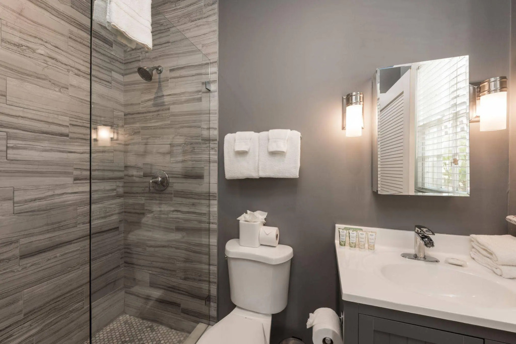 Alexanders Guesthouse-Adult Exclusive, LGBTQ Friendly