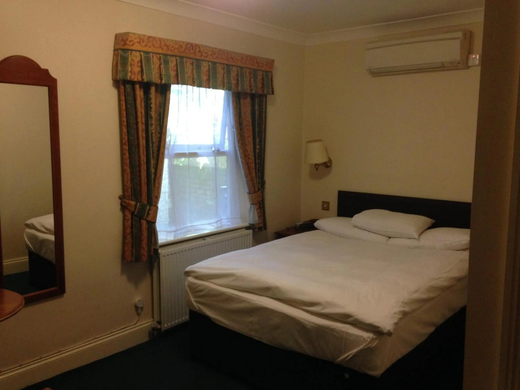 Abbey Lodge Hotel