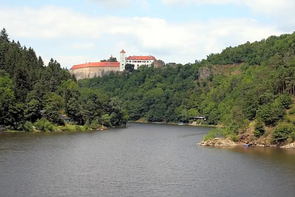 Chata U lesa - Vranovská přehrada