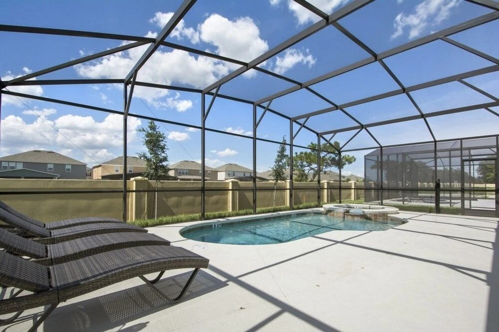 ACO PREMIUM – 6 bd with pool (1736)
