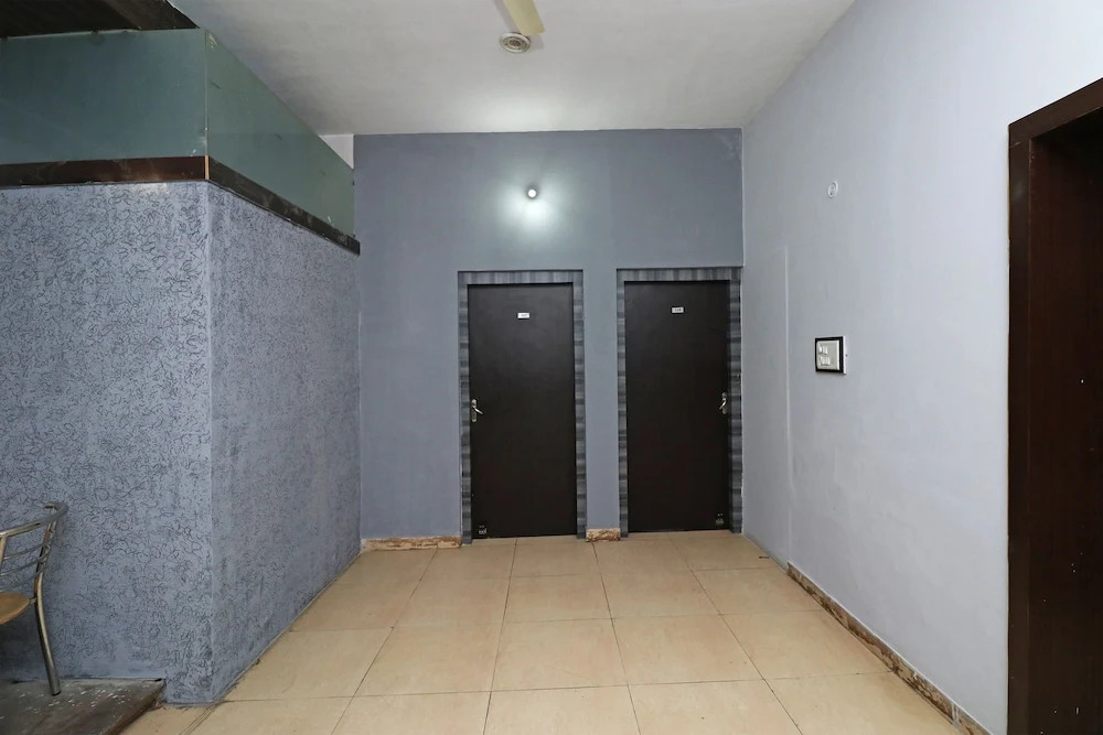 Oyo 22946 Sbg Inn