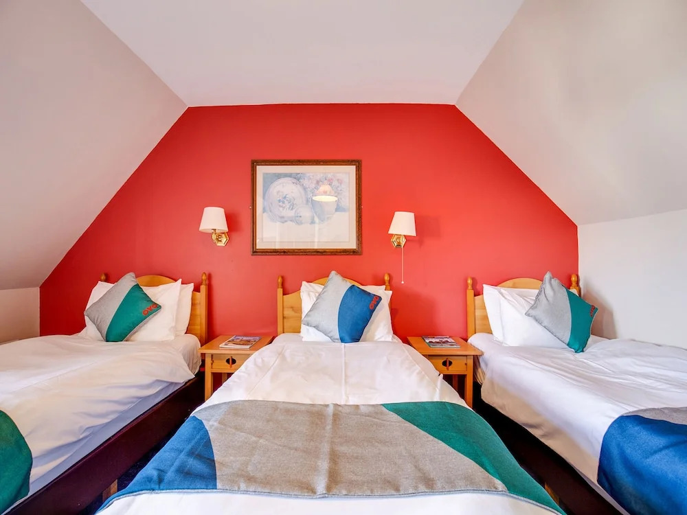 The Richmond Arms Hotel by OYO