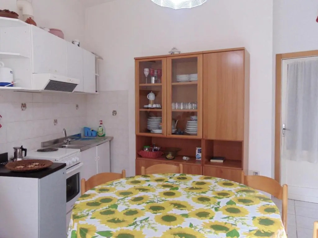N209 - Numana, Bilocale Con Giardino a 100 Metri Dal Mare