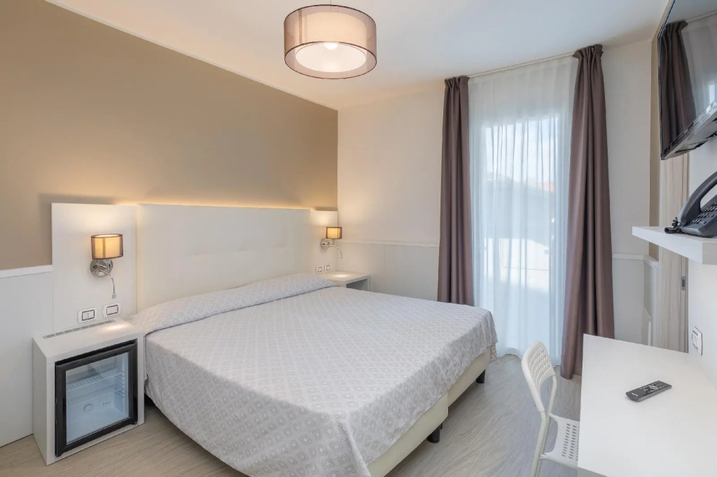 Hotel Ambassador