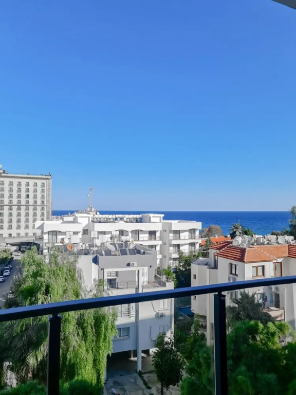 Flat With Sea View Balcony in Kyrenia