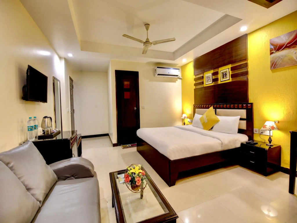 Lime Stays B&B GK-2 at Greater Kailash Metro South Delhi nearby Saket Select City