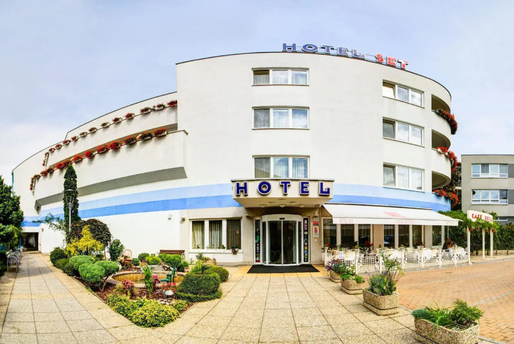 Hotel SET