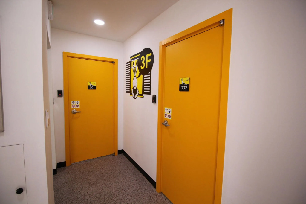 24 Guesthouse Nampo Station