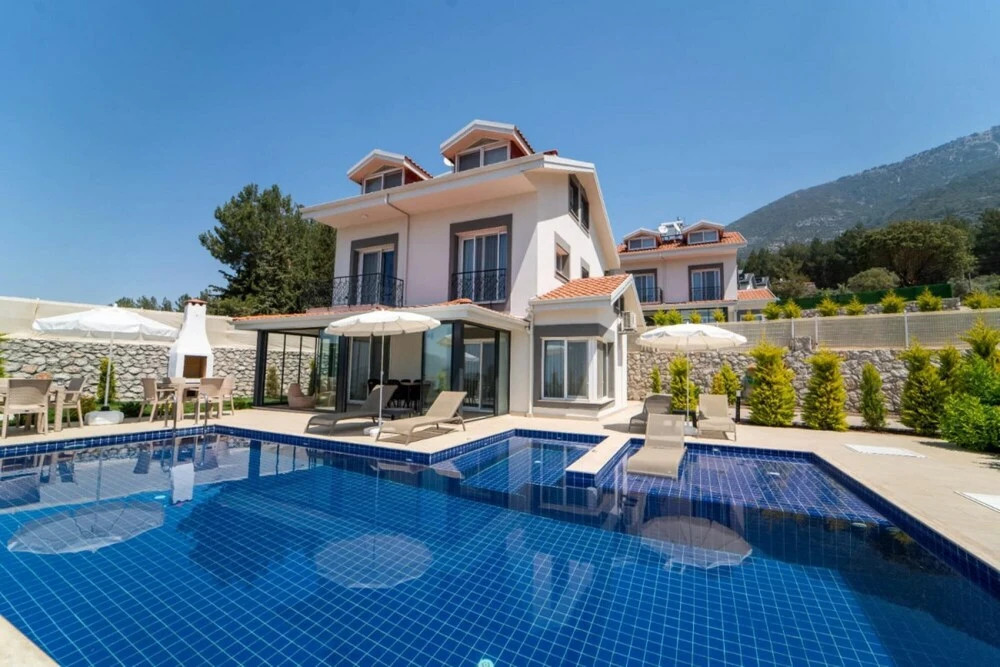 Serene Villa With Private Pool