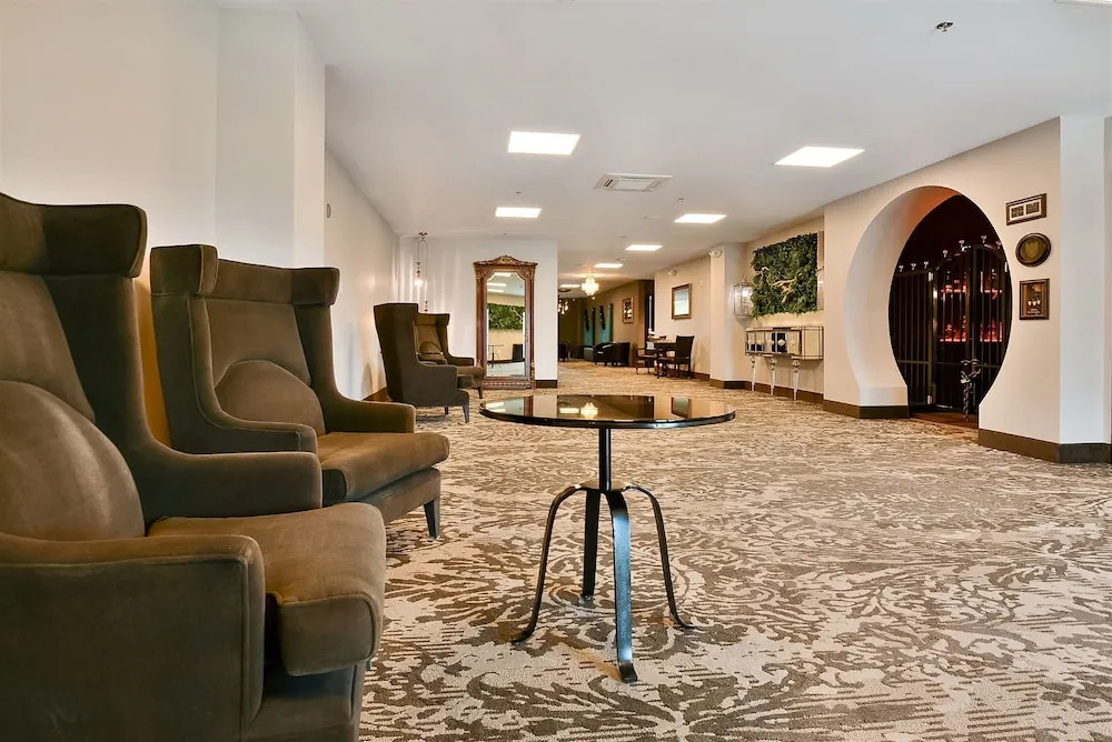 Hotel 21