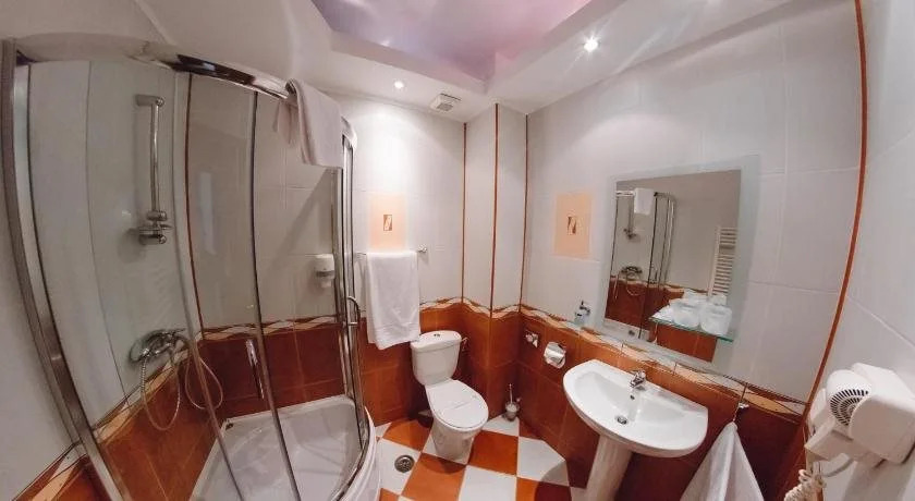 Celly Hotel