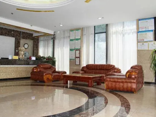 Yu County Yue Yue Business Hotel