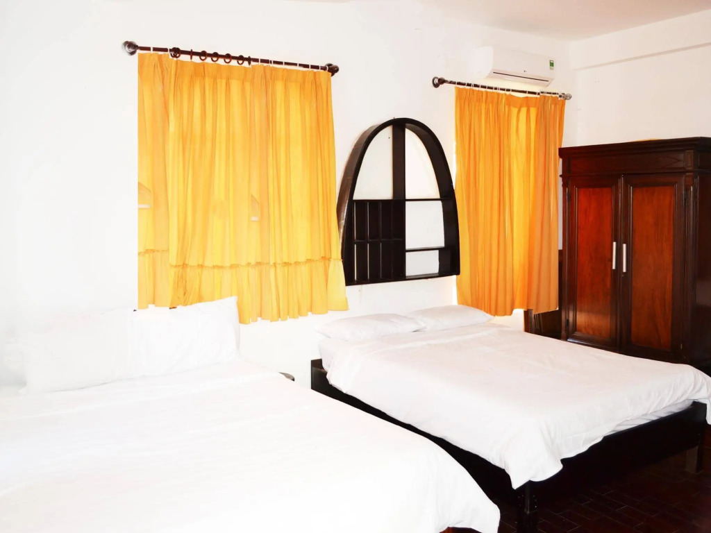 Perfume Grass Inn