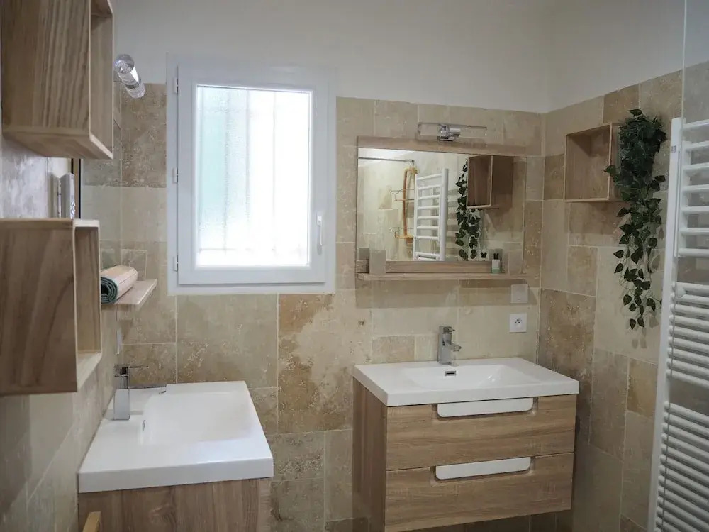 Holiday Home Near Pont du Gard & Vineyards