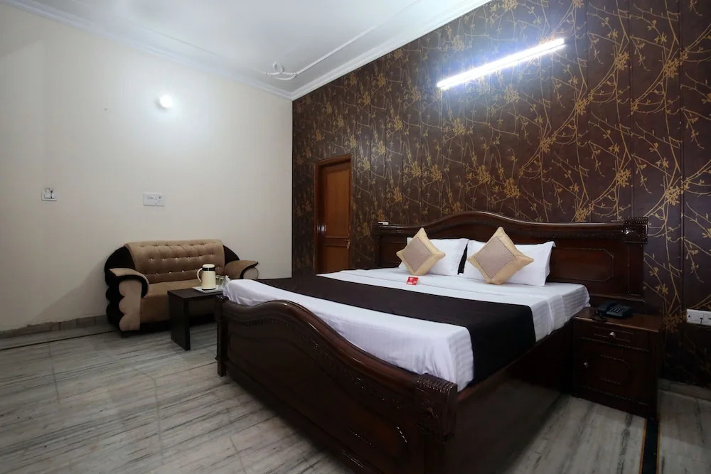 OYO Flagship 4891 Moti Sagar
