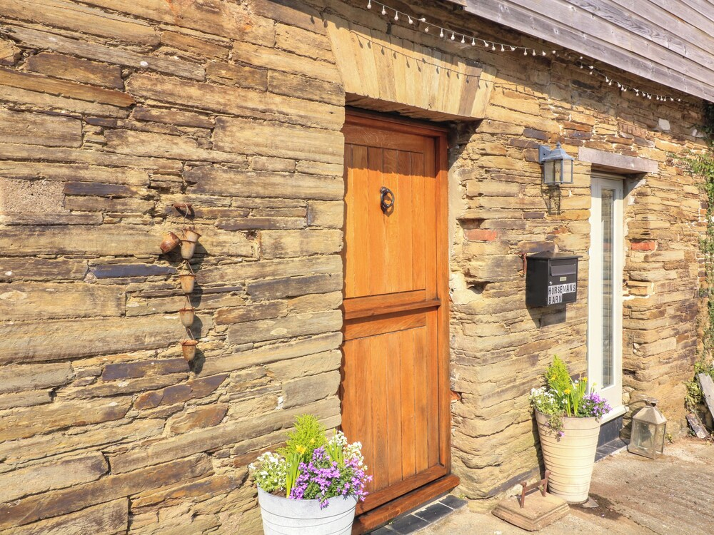 Horsemans Barn