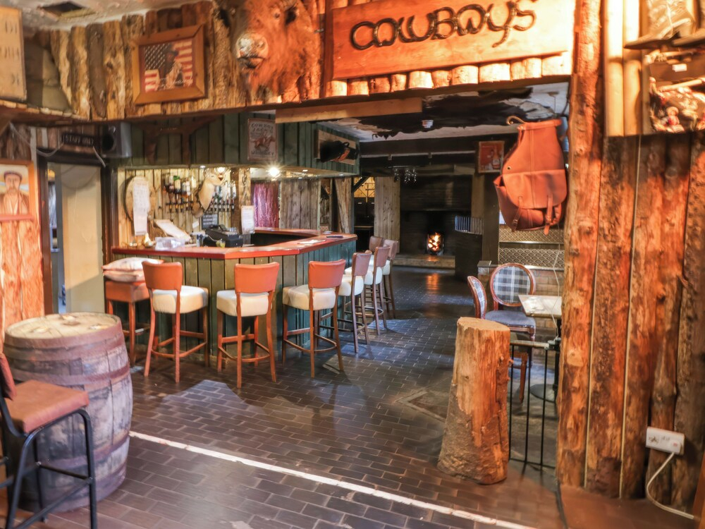 Bear Claw Lodge