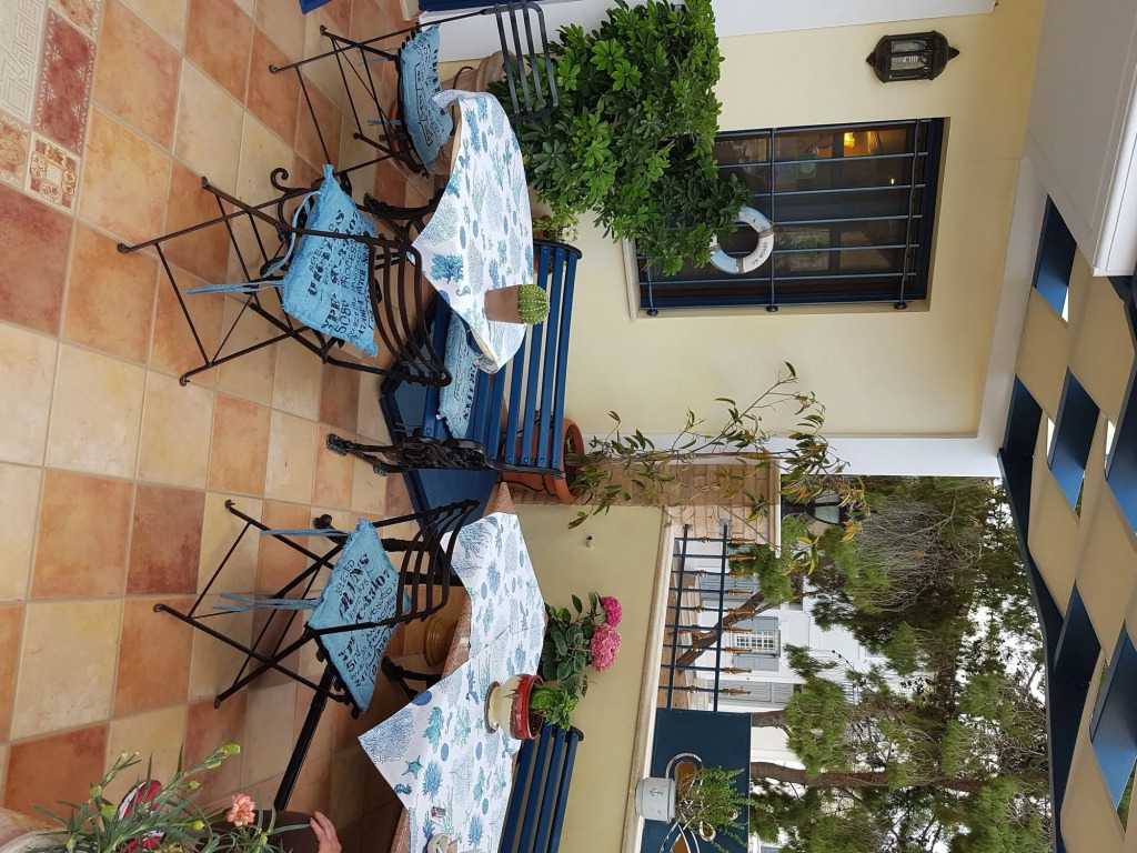Epavlis Boutique Suites