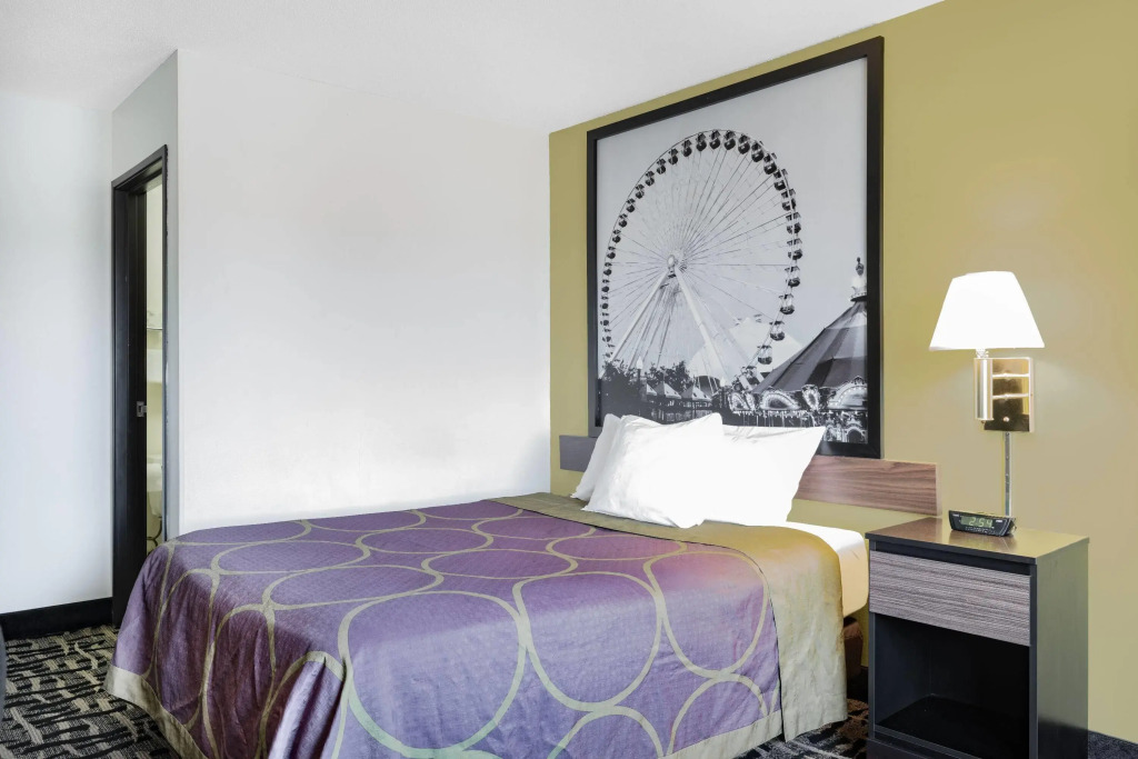 Super 8 by Wyndham Danville