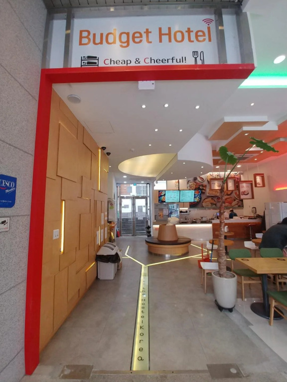 Bound Hostel