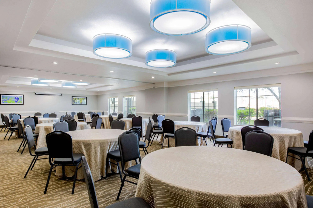 La Quinta by Wyndham Mission at West McAllen