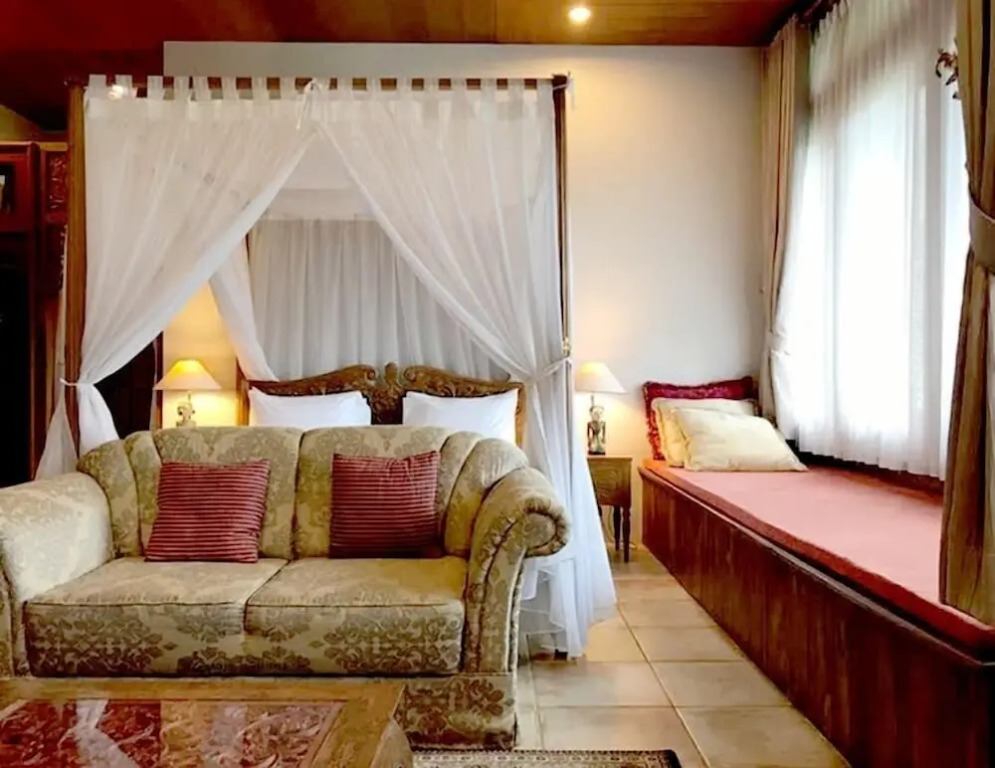 Rumah Stroberi Organic Farm and Lodge