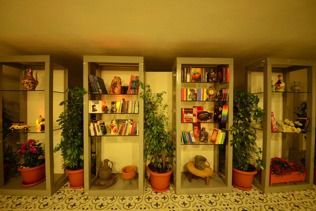 Neruda Hotel