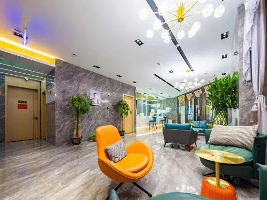 Yijia Hotel (Alashan High-tech Industrial Development Zone Government Branch)