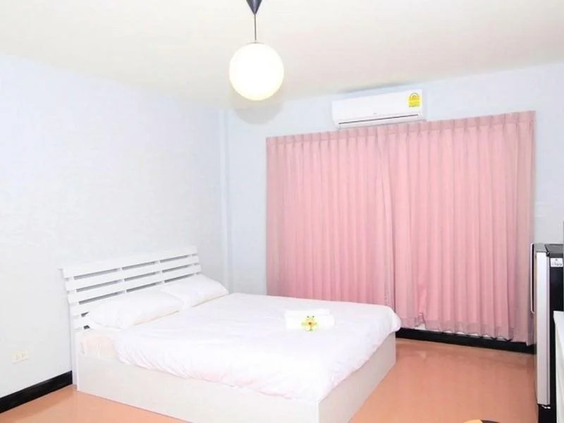 My Sweet Orange Tree Apartment